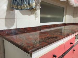 Balçova Doğaltaş Granit Red Fantasy Mutfak Tezgah Uygulaması